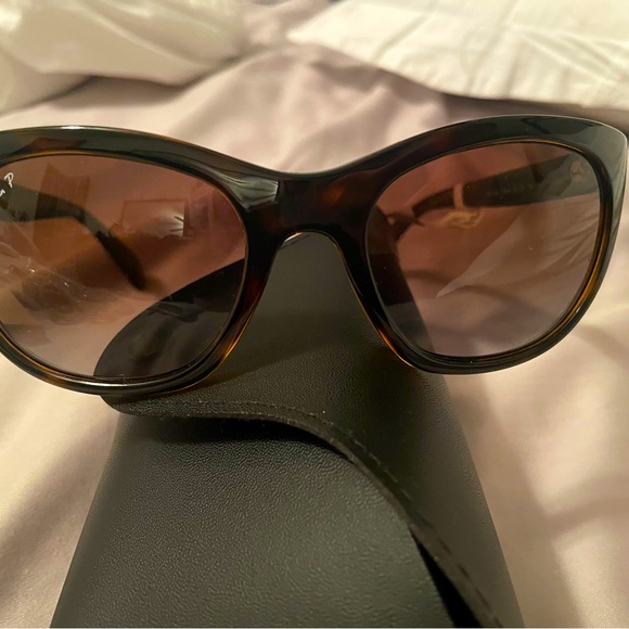 Ray-Bans - Picture 3 of 7